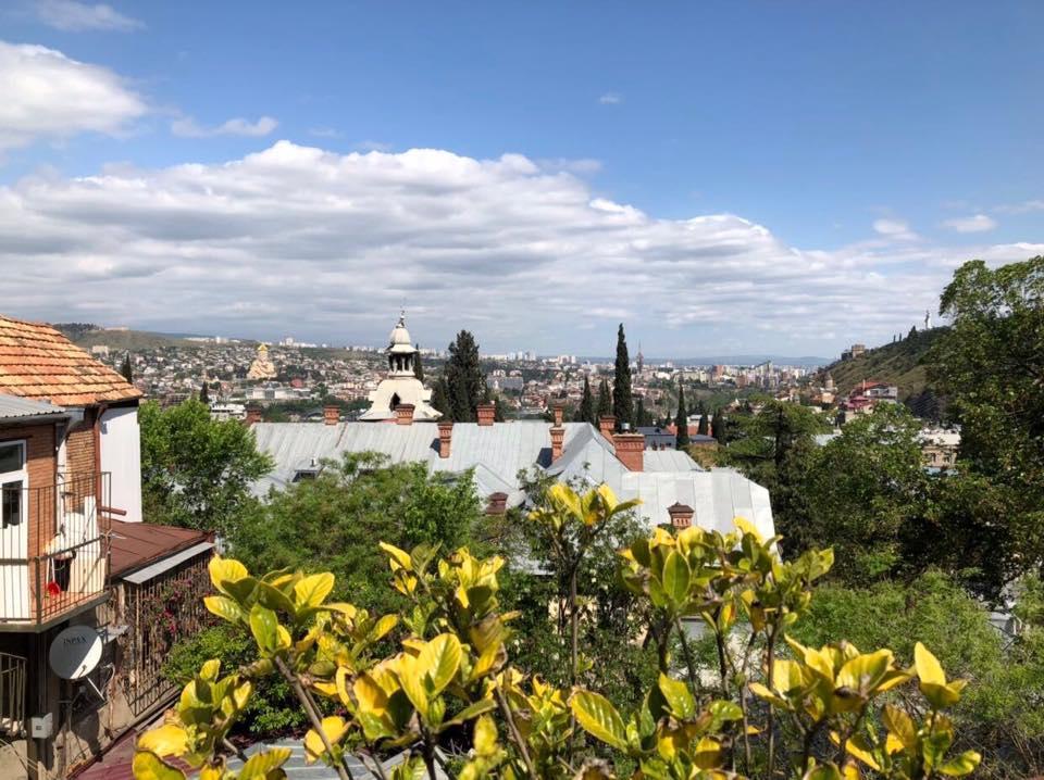 Sololaki Tale Apartment Tbilisi Bagian luar foto